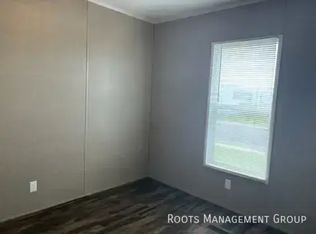 621 E Mills Dr #621, Towanda, KS 67144