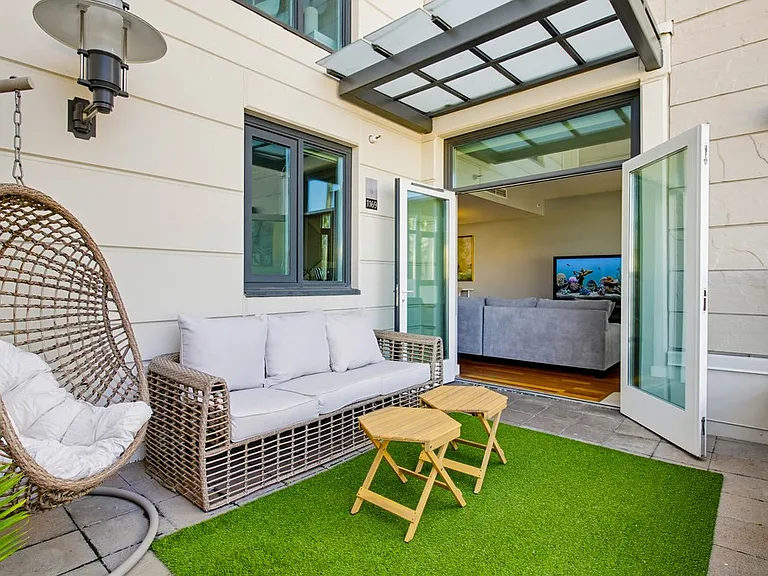 1169 Pacific Hwy #107 — Photo 3