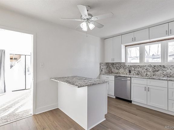 3rd image of 2918 W 2nd Avenue