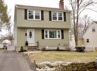 6 Ellery St, Braintree, MA 02184