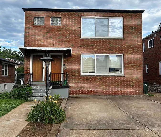 1131 Claytonia Ter — Photo 1