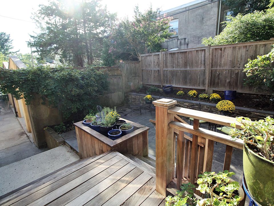 2nd image of 29 Hilltop Rd