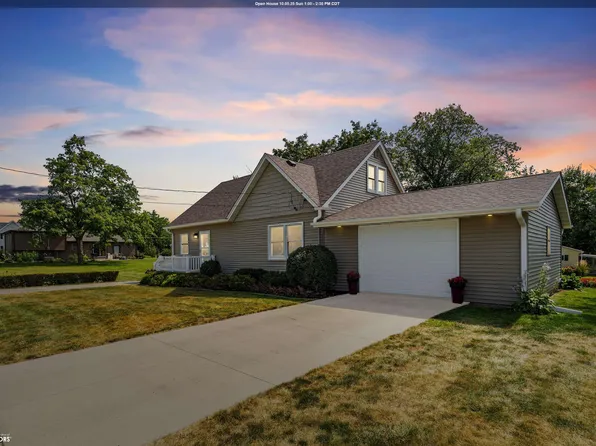 1706 8th Ave, Grinnell, IA 50112
