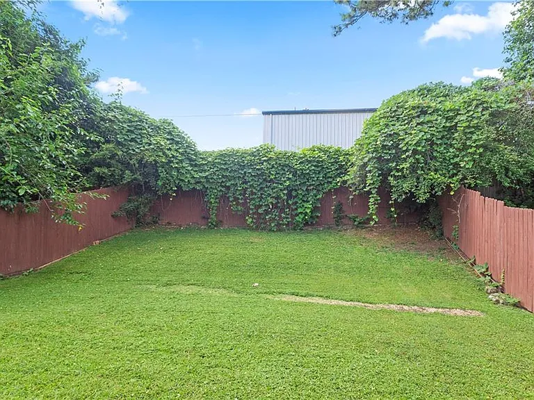 1441 Springleaf Cir SE — Photo 21