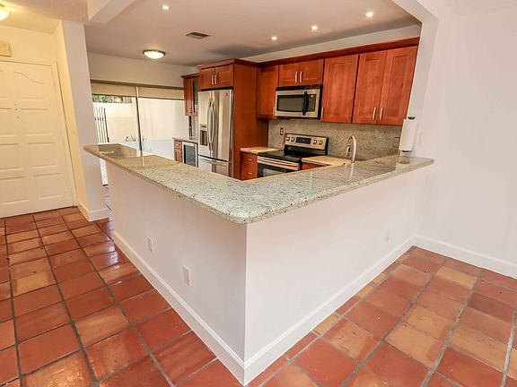 4th image of 9807 Costa Del Sol Blvd