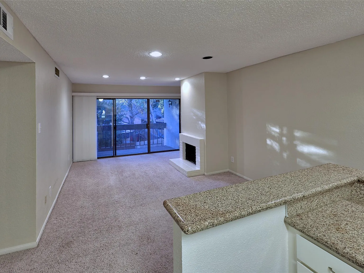12100 Melville Dr — Photo 4
