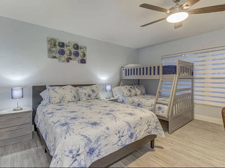 5151 Duhme Rd — Photo 17