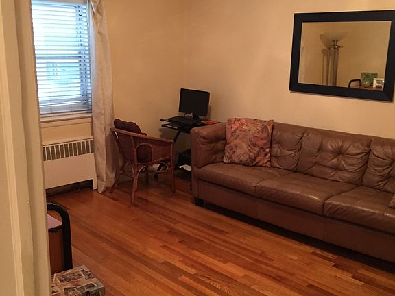 2nd image of 514 Beach 139 St