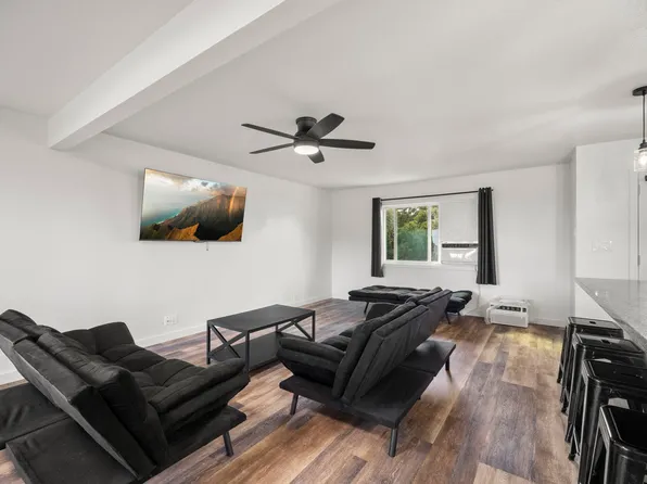5493 Kawaihau Rd, Kapaa, HI 96746