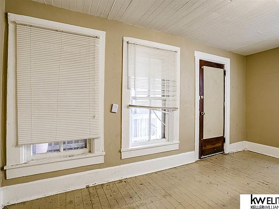 4th image of 2525 Rees St