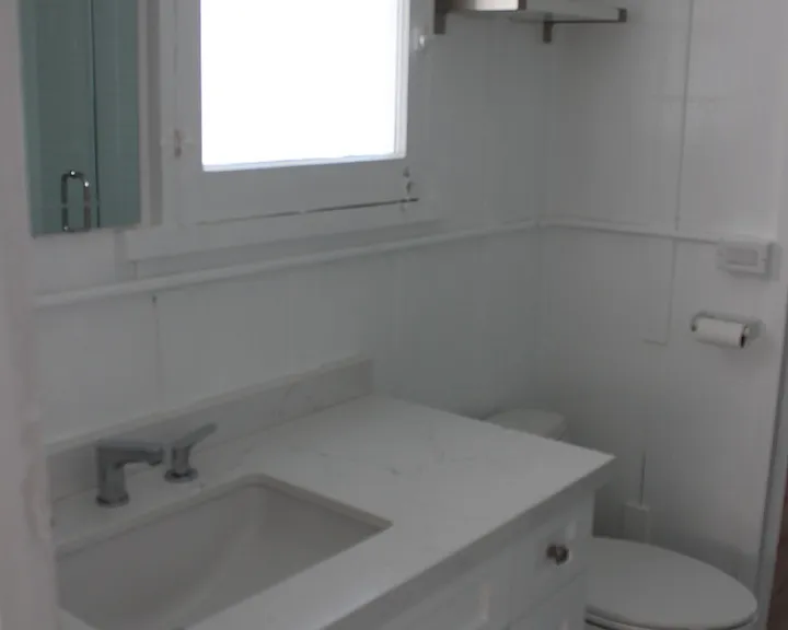 614 W Balboa Blvd — Photo 10