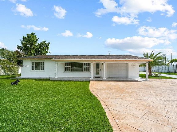 4th image of 8690 Grand Canal Dr #1