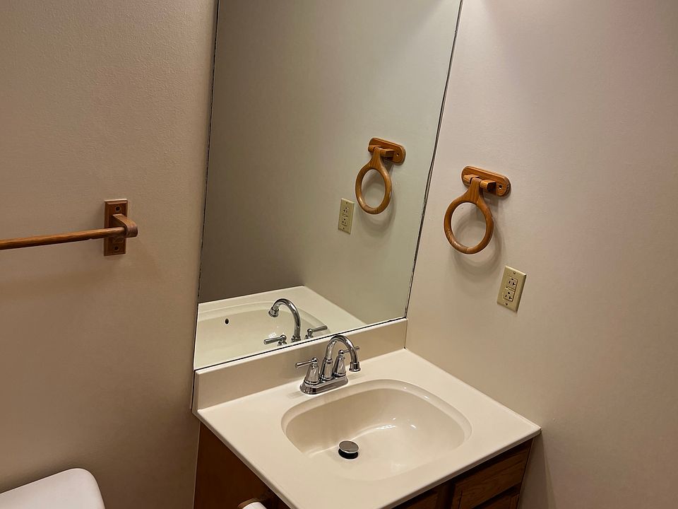 1st image of 1198 Abbott Cir