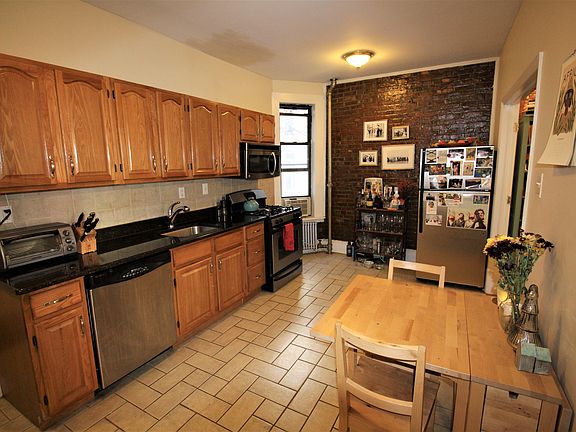 5th image of 87 Bergen St #2R