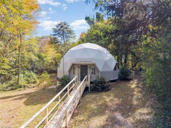 2080 Pannel Rd, Reidsville, NC 27320