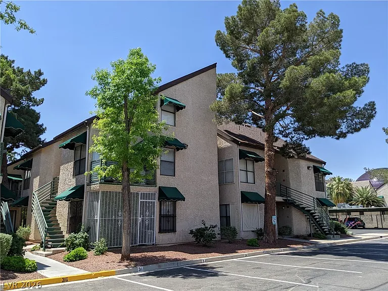 500 Elm Dr #104 — Photo 16