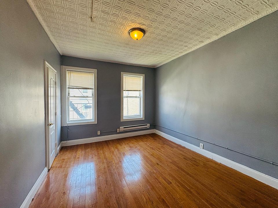 2nd image of 4008 John F Kennedy Blvd #33E