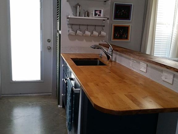 3rd image of 8648 S Bluff Pt
