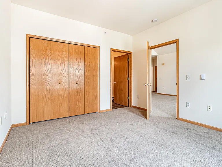 Hickory Pointe — Photo 34