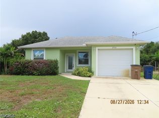2713 7th St W, Lehigh Acres, FL 33971