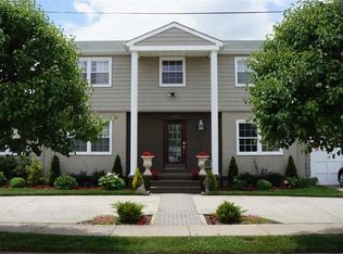 412 N Burghley Ave, Ventnor, NJ 08406
