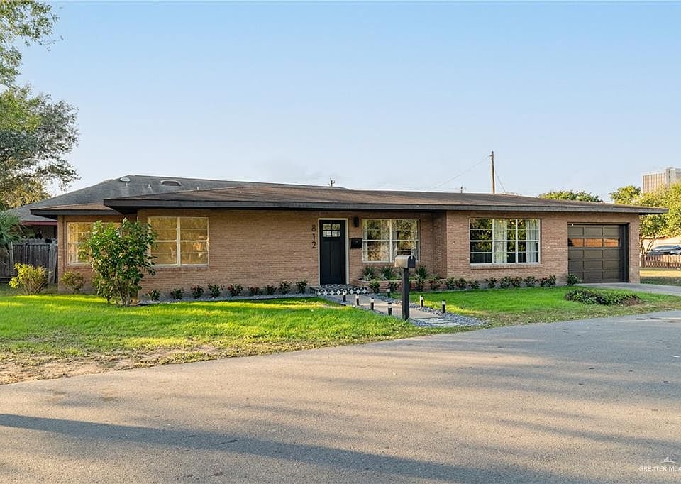 1st image of 812 Galveston Ave