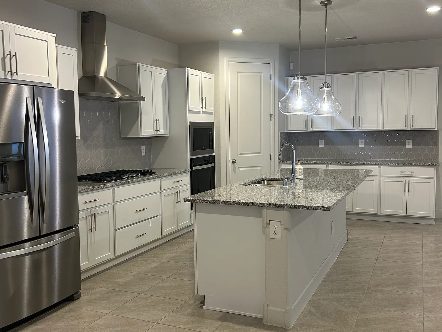 9728 Blue Dove Pl NE — Photo 3