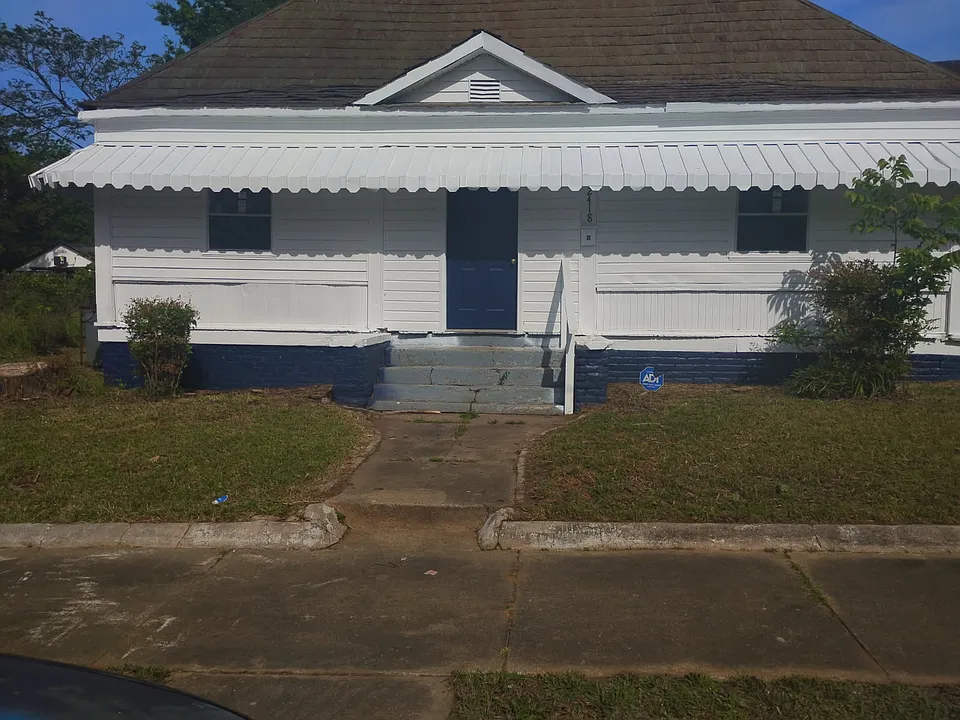 2418 Avenue H