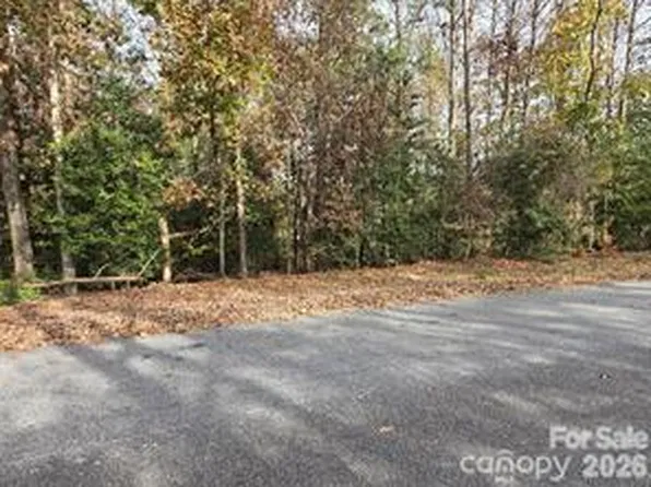 3130 Laurel Ridge Rd NW, Hickory, NC 28601