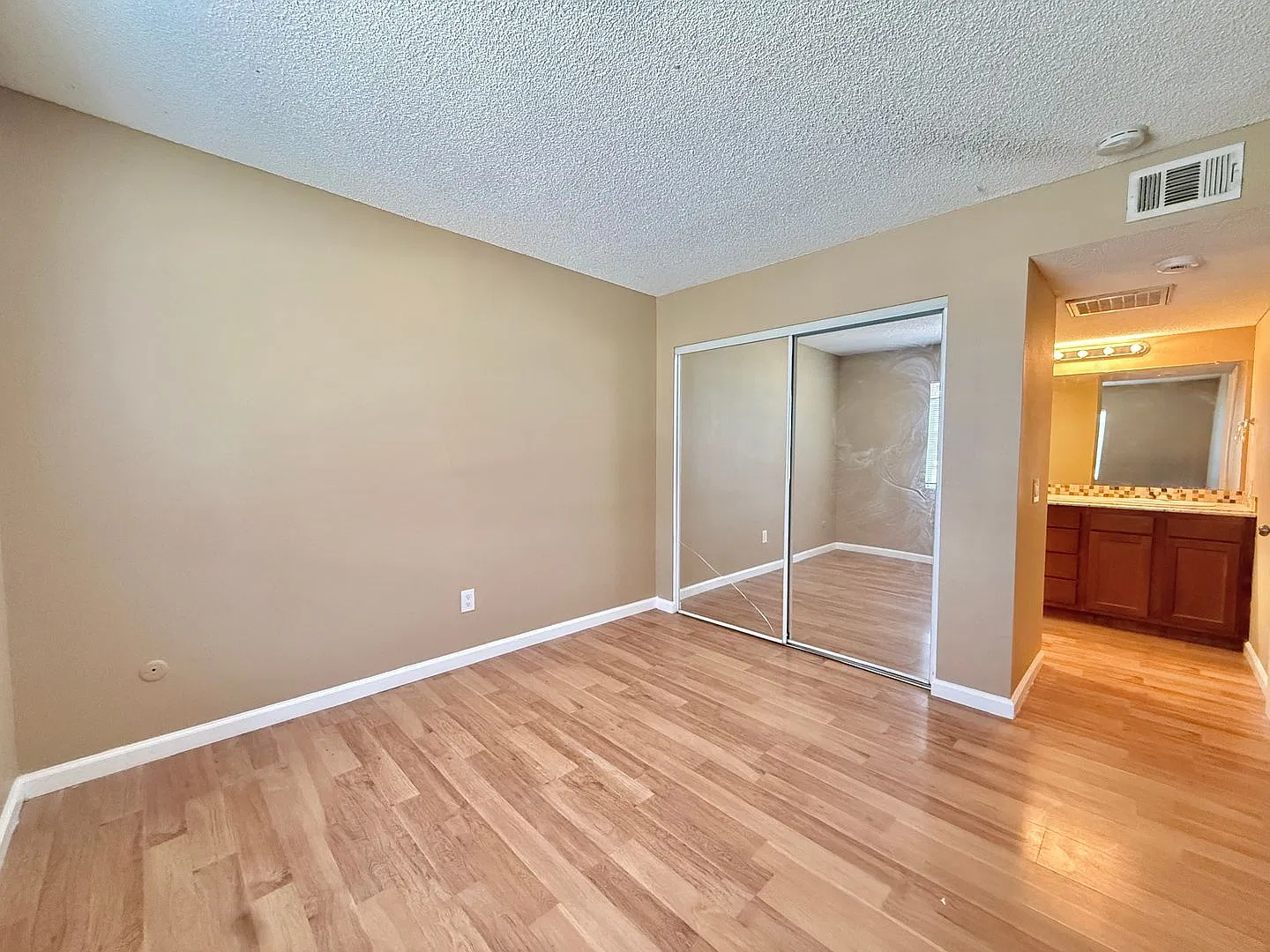 5748 Tilton Ave. — Photo 3