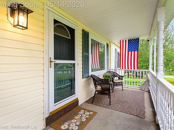 5th image of 9840 Currie Rd