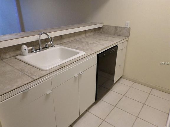 4th image of 5846 Peregrine Ave #0