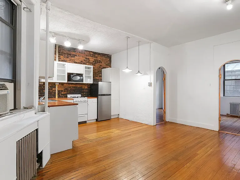 149 Sullivan St #1A — Photo 2