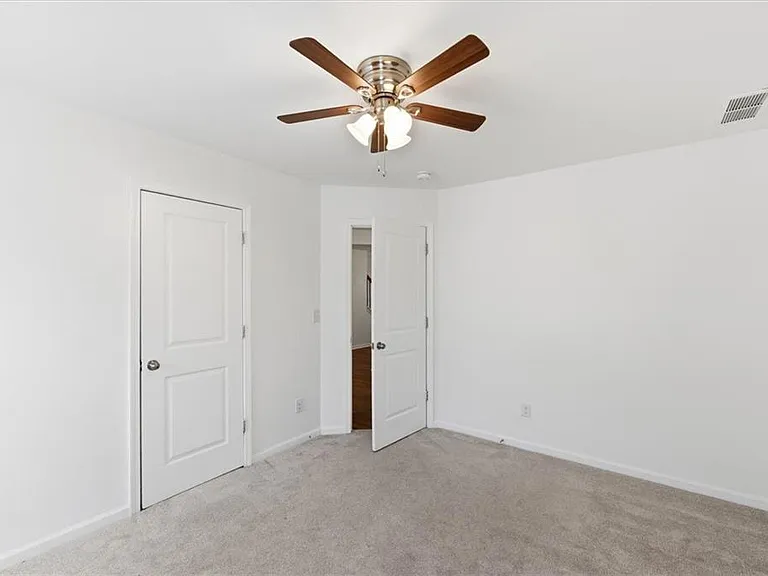 13459 Gardiner Ln — Photo 32