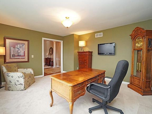 4th image of 6497 Bridgeton Manor Ct