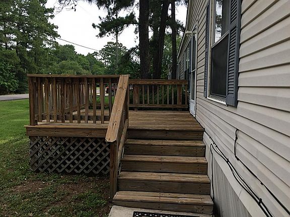 4th image of 33128 Wedgewood Dr