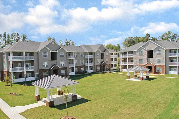 Clairmont at Hillandale — Photo 4