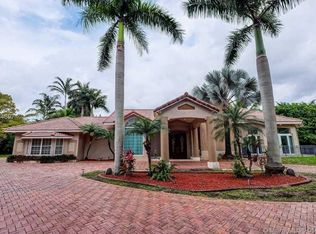 8001 SW 120th St, Pinecrest, FL 33156