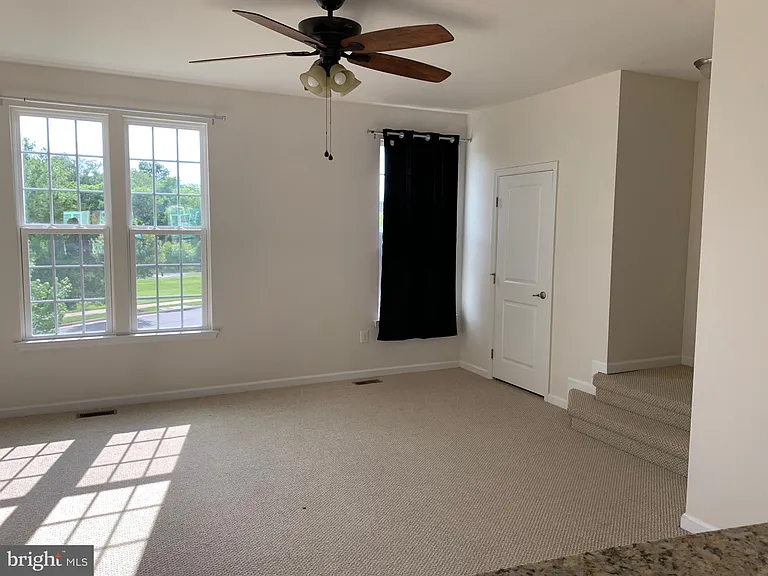 9022 Randolph Cir — Photo 6