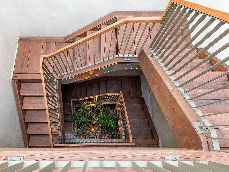 3762 Pershing Ave #2 — Photo 6