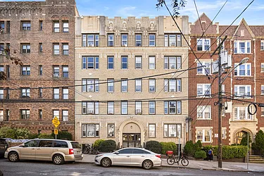 137 Kensington Avenue