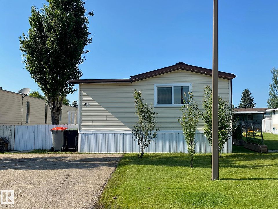 1st image of 4819 51st Ave #42