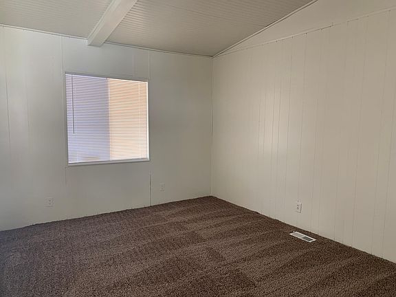 4th image of 1693 Royal Estates Dr