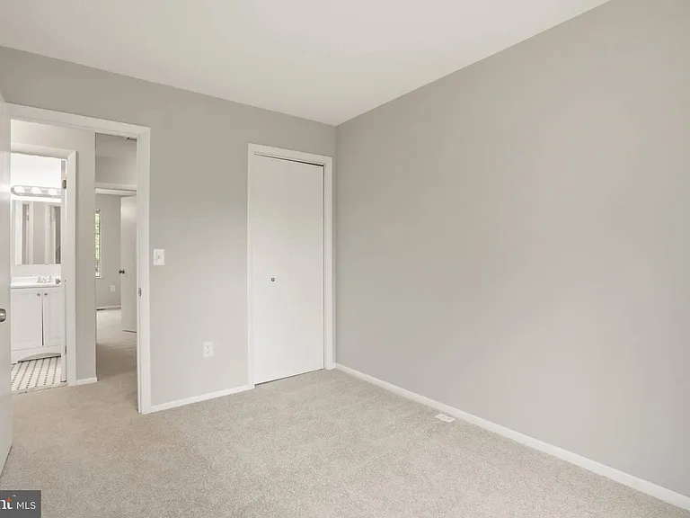 1382 Almond Dr — Photo 20