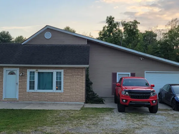 1905 W Brownstown Rd, North Vernon, IN 47265