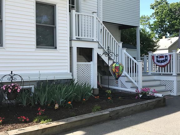 Entrance to apartment