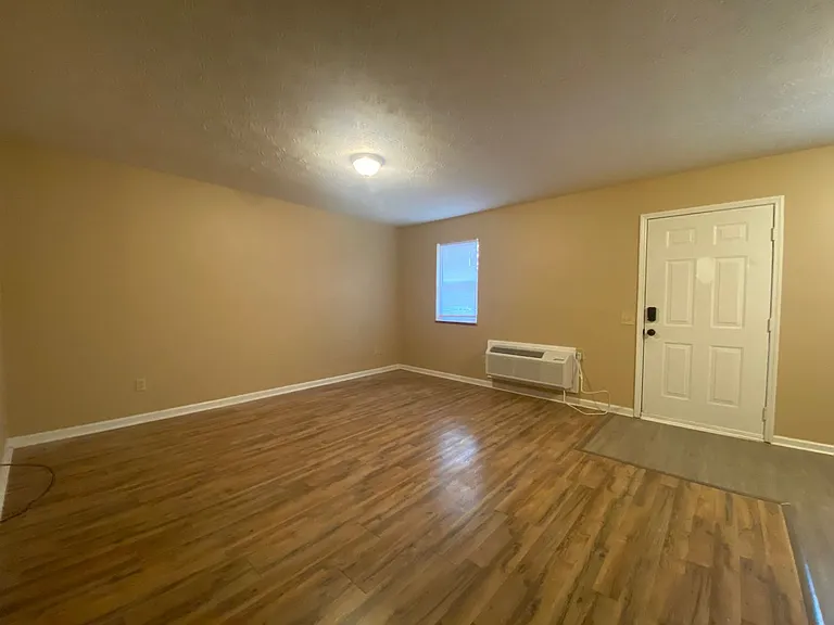 402 Mount Bethel Rd — Photo 5