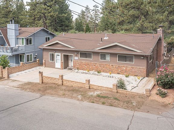 2nd image of 851 Pine Knot Ave #M