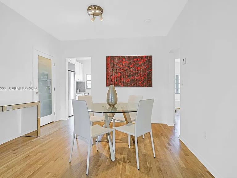 1600 Michigan Ave #6 — Photo 9