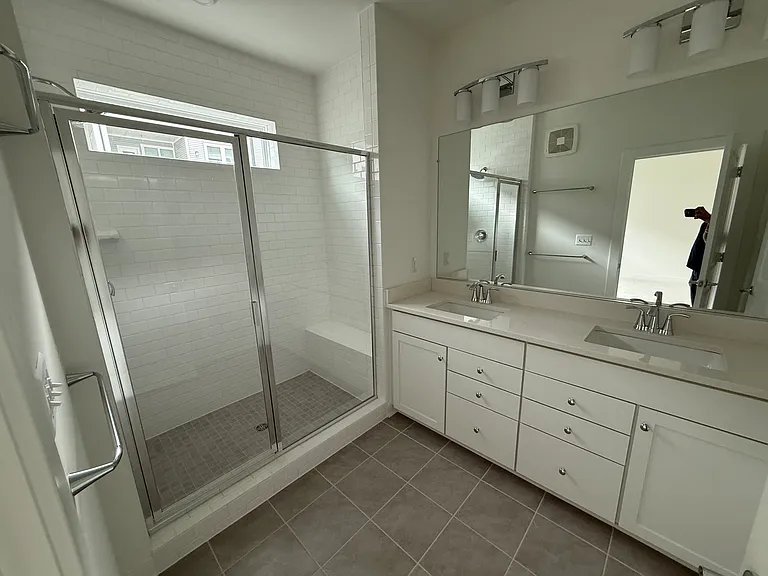 16172 Frederick Rd — Photo 12